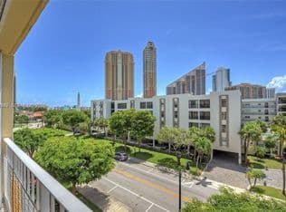 2-bedroom Condo — 200 178th Dr APT 505, Sunny Isles Beach, 33160