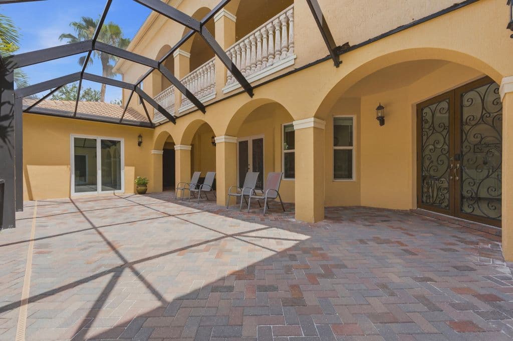 6-bedroom Single-Family Home — 9190 NUGENT Trail