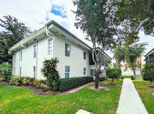 2+1 Condo — 7515 S Oriole Boulevard #203, Delray Beach, 33446