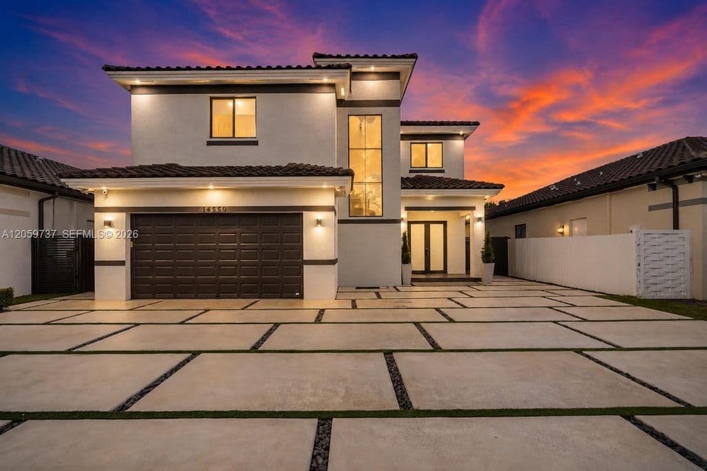 4-bedroom Single-Family Home — 14550 SW 32nd St