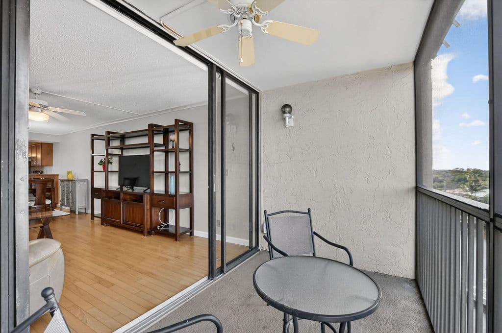 2-bedroom Condo — 20 Royal Palm Way #602