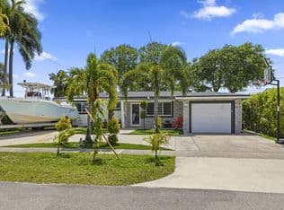 4-bedroom Single-Family Home — 3230 ROOSEVELT Street, Hollywood, 33021