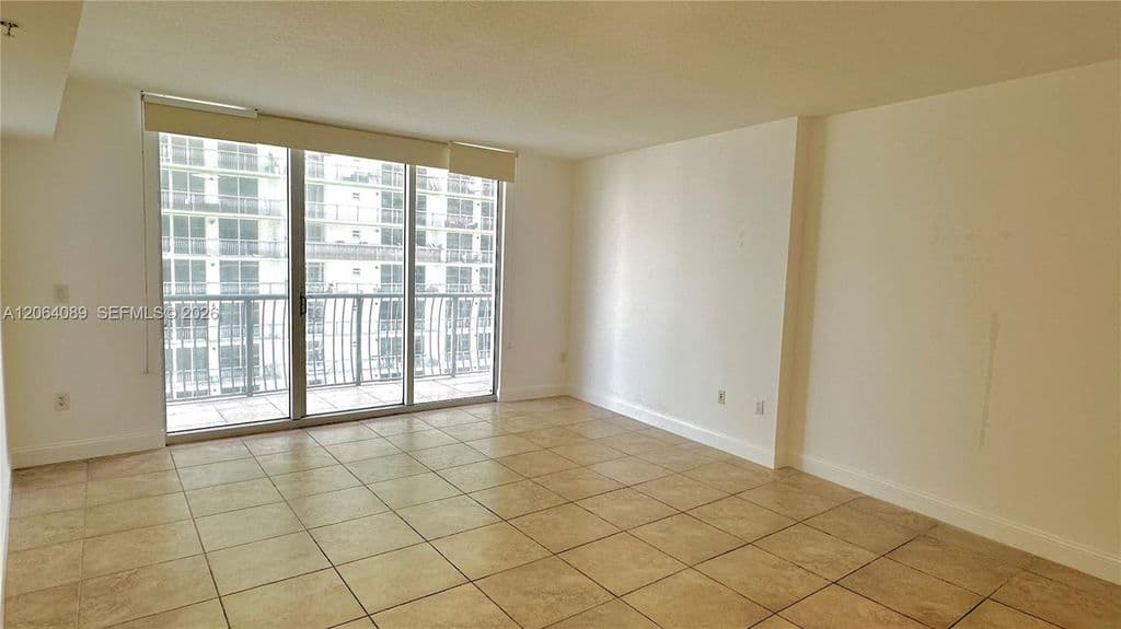 Mülk — 1750 N Bayshore Dr APT 2607