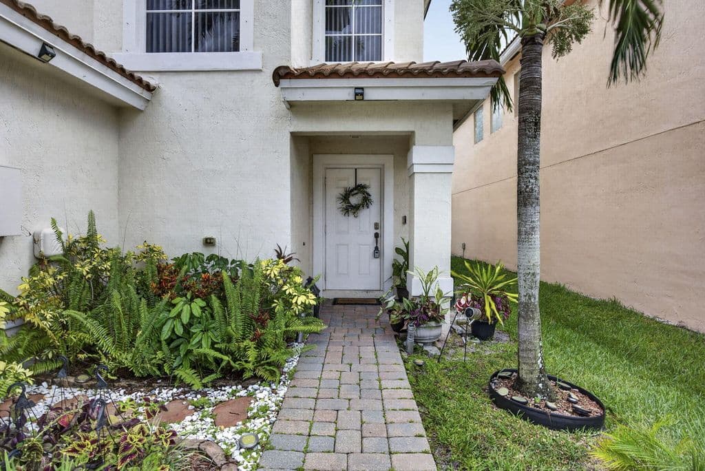 3-bedroom Single-Family Home — 6021 Adriatic Way