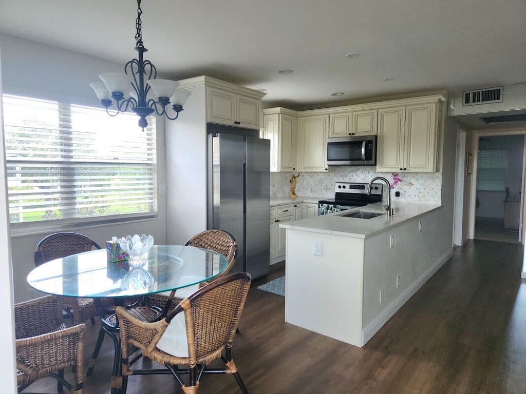 2+1 Condo — 158 Preston Way