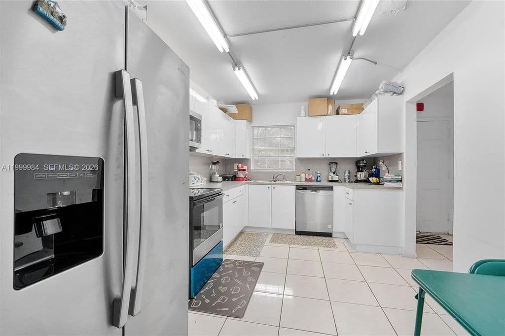 2-bedroom Condo — 3100 Coral Springs Dr APT 1H