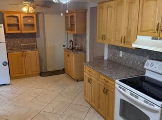 2-bedroom Single-Family Home — 7250 NW 8TH Court, Margate, 33063