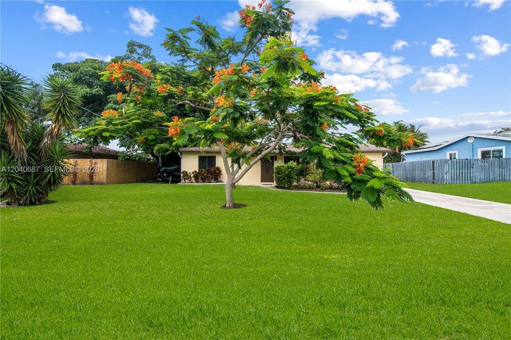 3+1 Müstakil ev — 6839 Tradewind Way