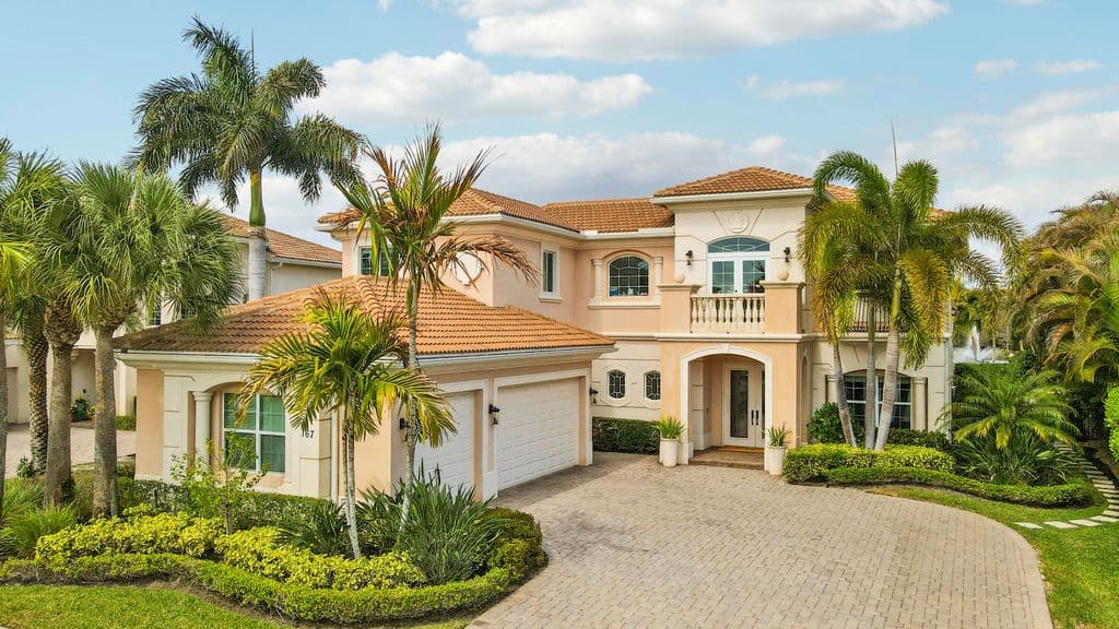 5+1 Müstakil ev — 167 Rosalia Court S