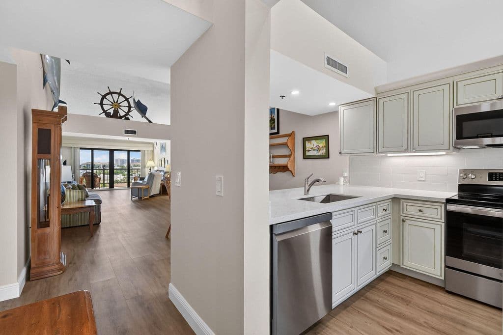2-bedroom Condo — 201 Ocean Bluffs Boulevard #5010