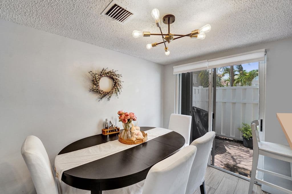 2-bedroom Property — 173 Riviera Circle