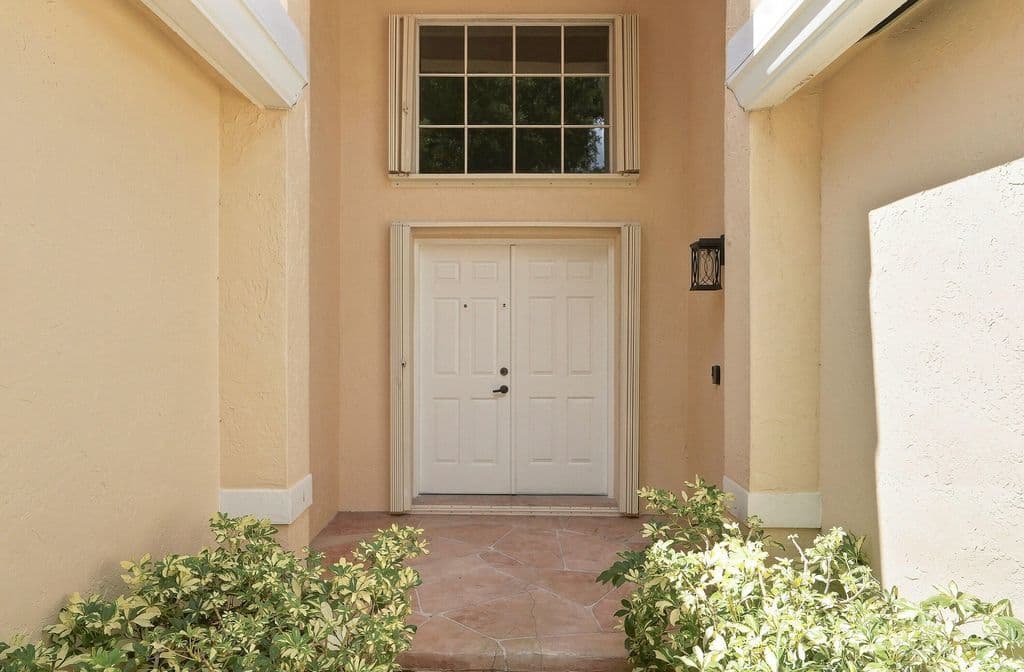 3-bedroom Single-Family Home — 143 Cameron Court