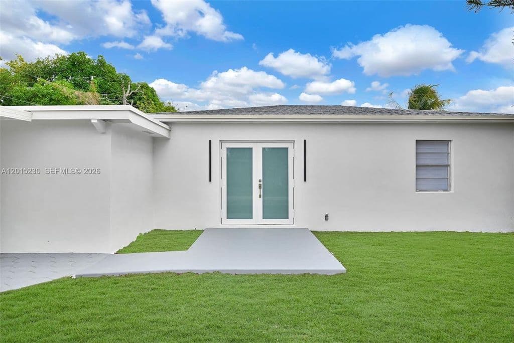 4-bedroom Single-Family Home — 12621 NW 22nd Ct