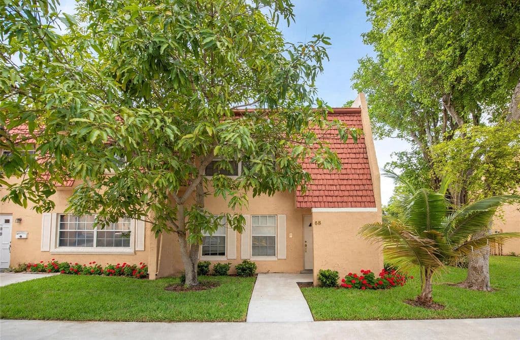 2-bedroom Property — 58 Ann Lee Lane