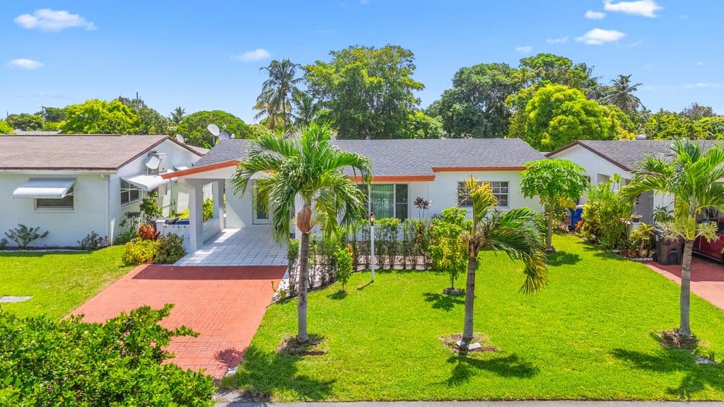 2-bedroom Single-Family Home — 4200 NW 52ND Avenue