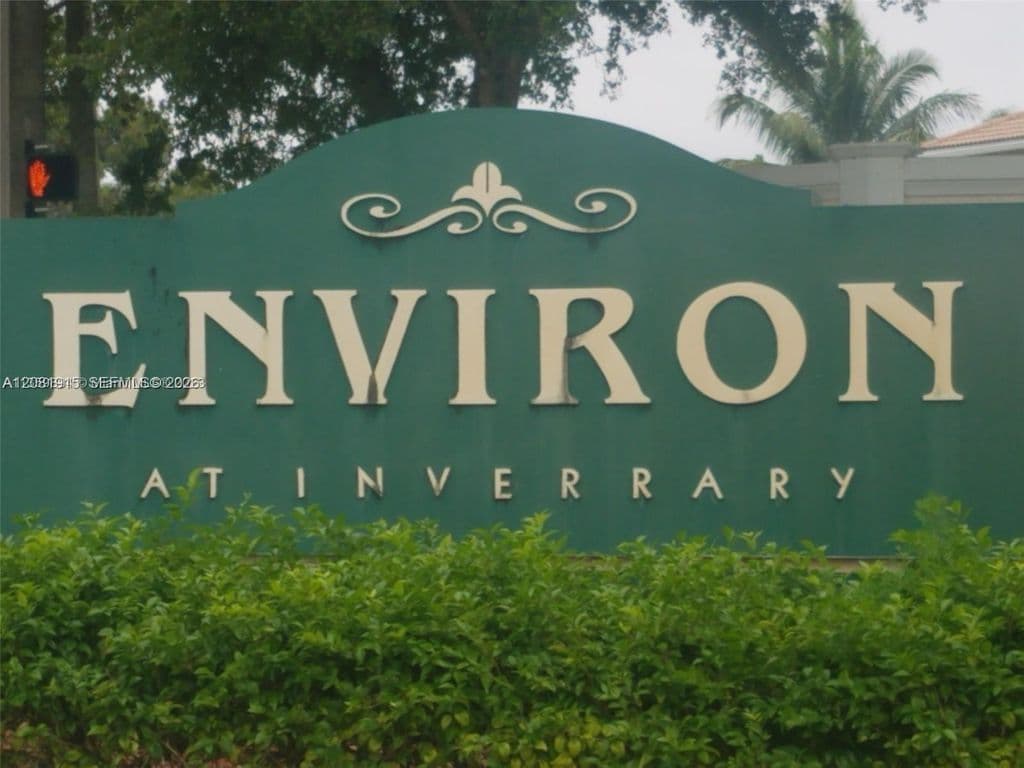2+1 Condo — 6921 Environ Blvd APT 4P