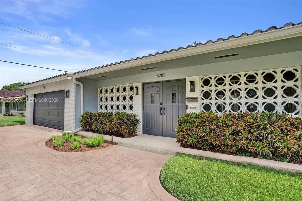 3-bedroom Single-Family Home — 5281 SW 4th Ct