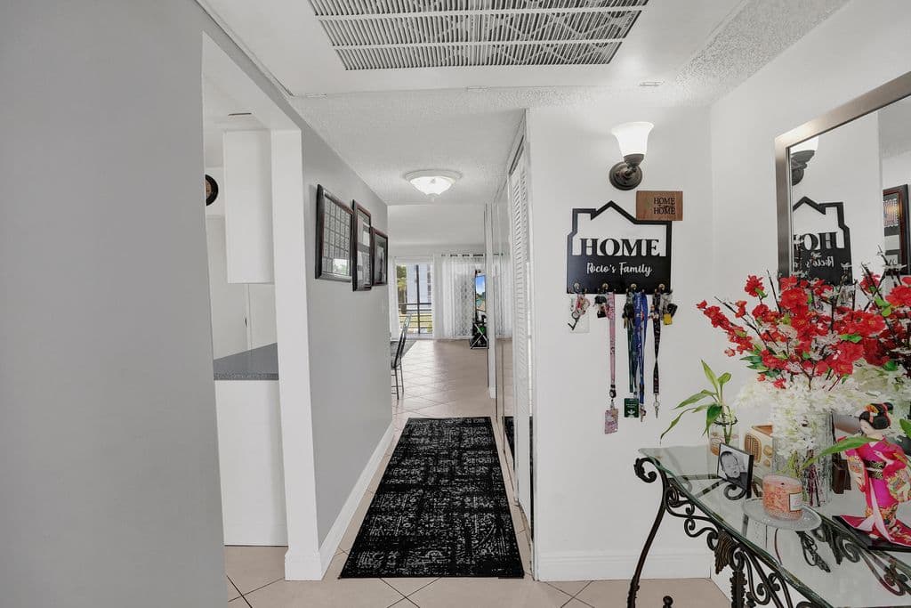 2+1 Condo — 7980 N FRENCH Drive #3-202