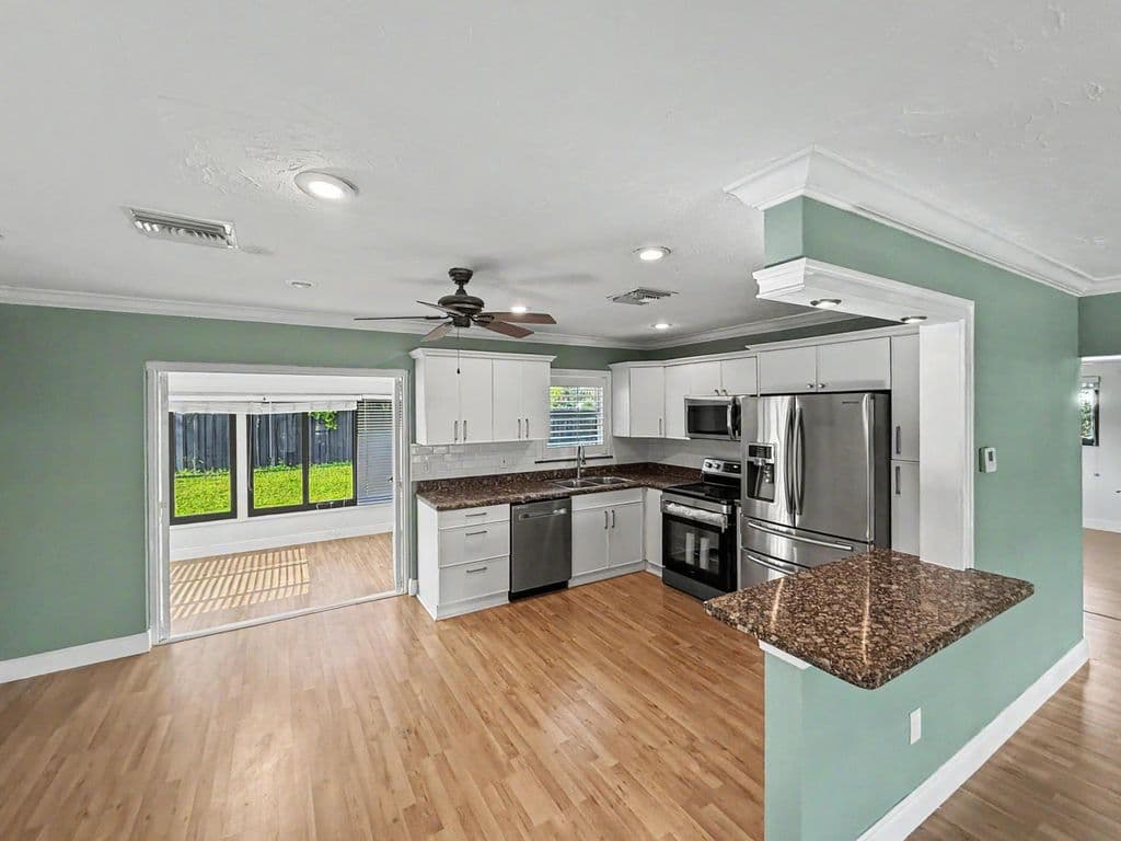 3-bedroom Single-Family Home — 150 SE 5th Court