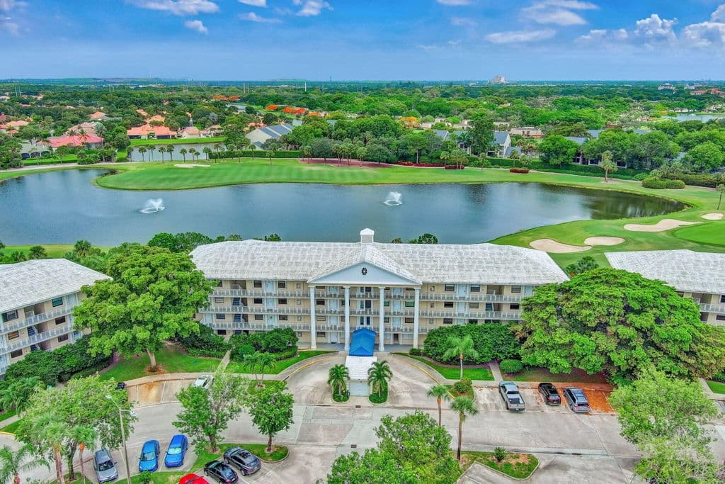 2-bedroom Condo — 3521 Village Boulevard #305