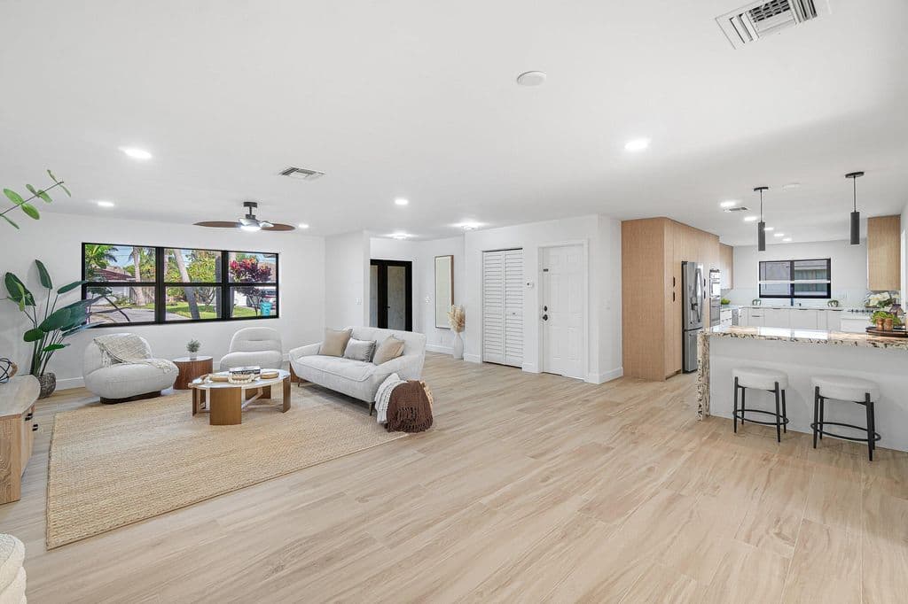 3-bedroom Single-Family Home — 2538 SW 13th Court