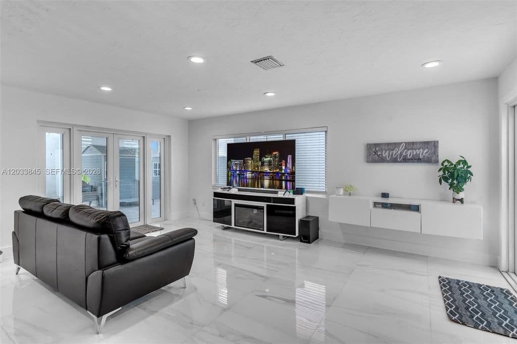 4-bedroom Single-Family Home — 979 NW 126th Path