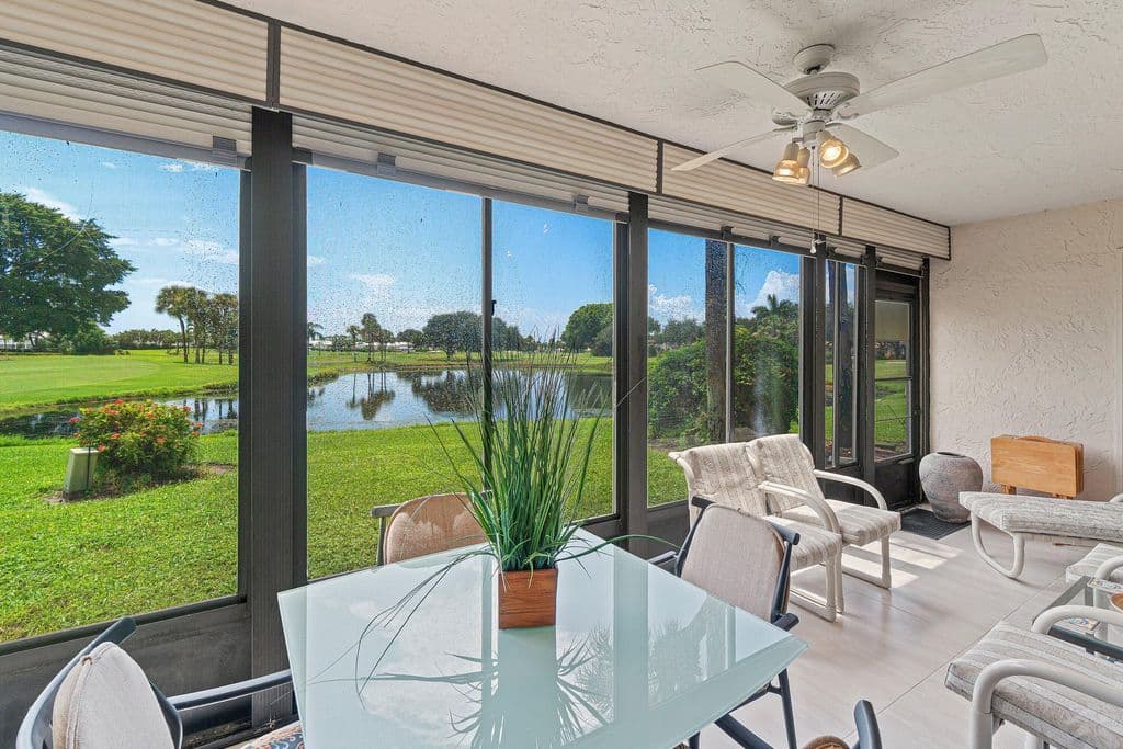2-bedroom Condo — 5152 Golfview Court