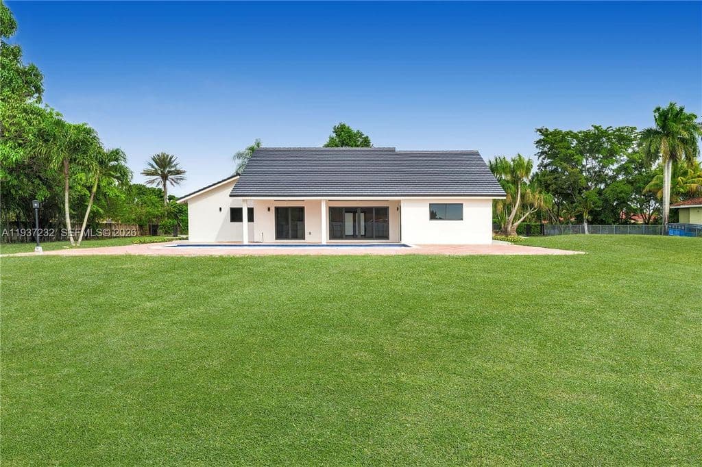 4+1 Müstakil ev — 21360 SW 236th St