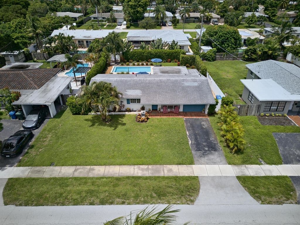 3+1 Müstakil ev — 4795 NE 18TH Avenue