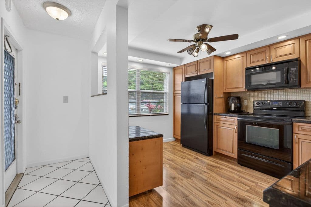 2-bedroom Condo — 2201 Lucaya Bend #A1