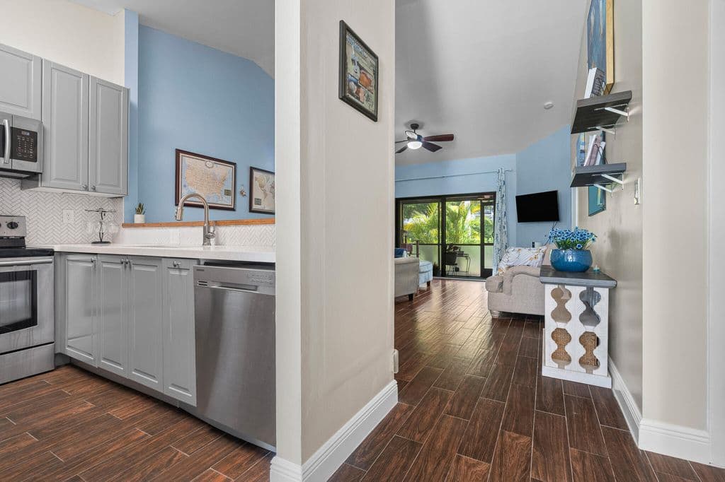 2-bedroom Single-Family Home — 7660 NW 96TH Terrace