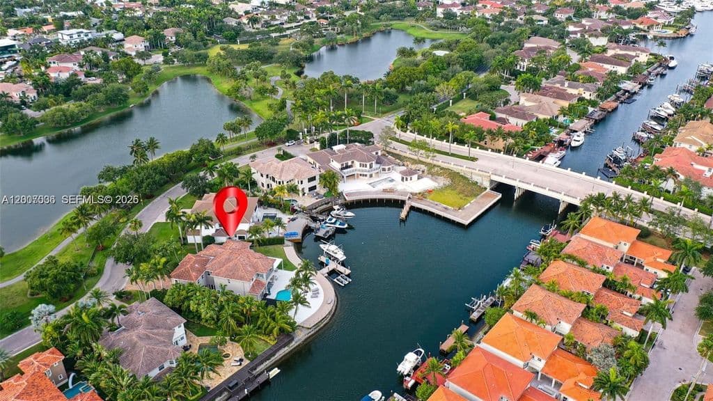 6-bedroom Single-Family Home — 1260 Harbor Ct