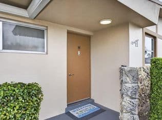 2-bedroom Condo — 2703 Dudley Drive W #H, West Palm Beach, 33415