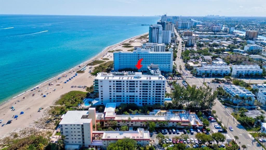 2-bedroom Condo — 1500 N Ocean Boulevard #203
