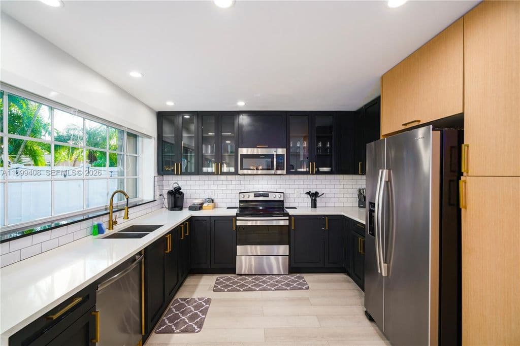 5+1 Müstakil ev — 1244 Garfield St