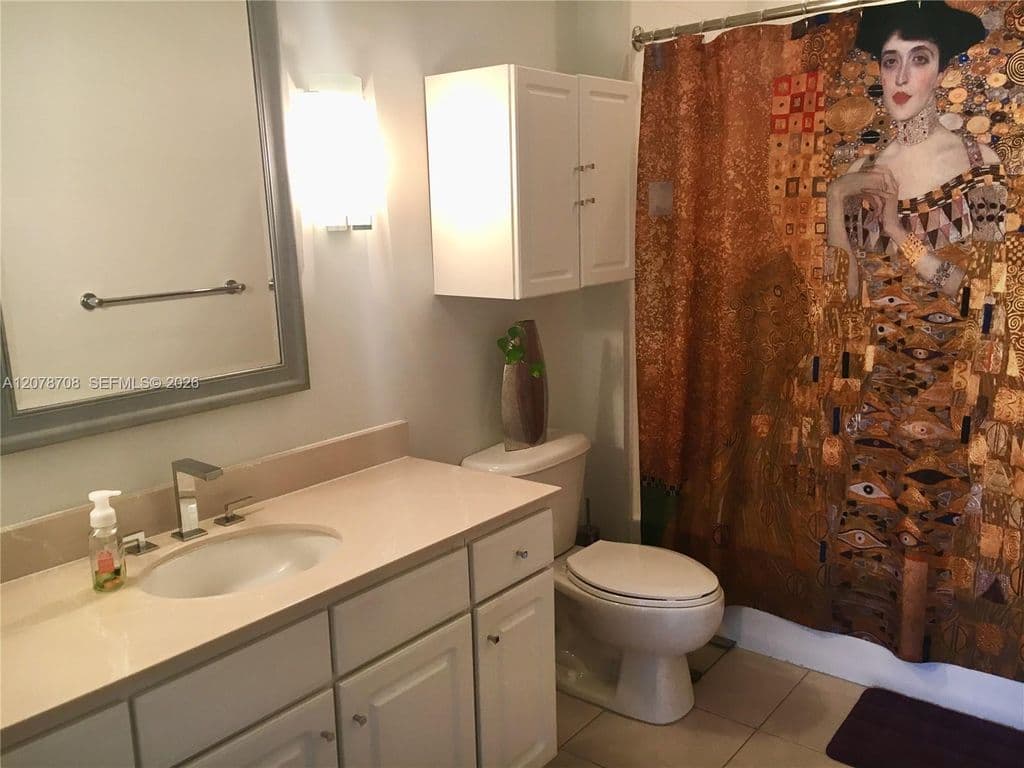 1-bedroom Condo — 2001 Biscayne Blvd APT 2604