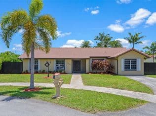 3-bedroom Single-Family Home — 14242 SW 46th Ter, Miami, 33175