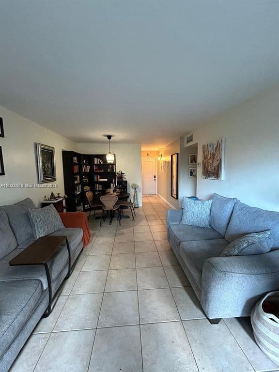 2+1 Condo — 8550 SW 109th Ave #5119