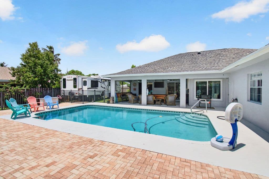 4+1 Müstakil ev — 1630 Tamarack Way