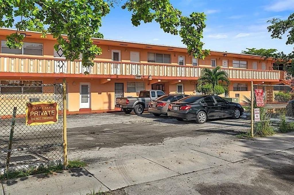 1-bedroom Condo — 19105 NE 2nd Ave APT 2118