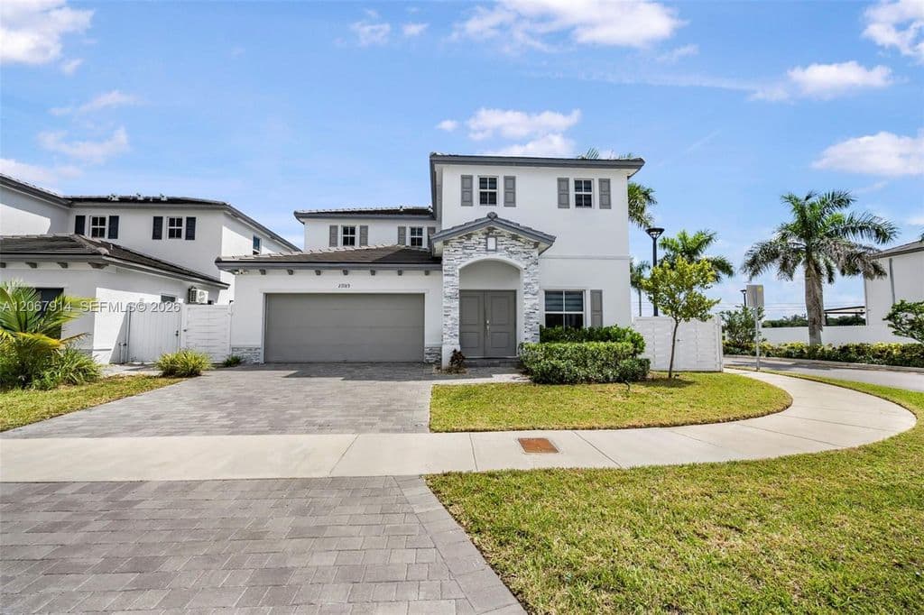 5+1 Müstakil ev — 21189 SW 127th Ct