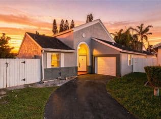 3+1 Müstakil ev — 1181 SW 108th Ter, Davie, 33324