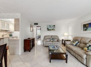 2+1 Condo — 2070 Guildford D, Boca Raton, 33434