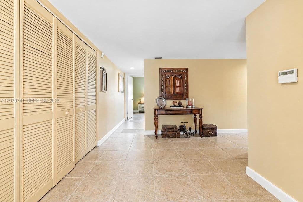 2+1 Condo — 6701 SW 116th Ct APT 103