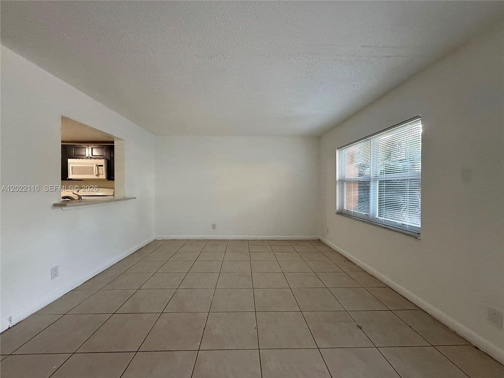 2-bedroom Condo — 18101 NW 68th Ave APT B102