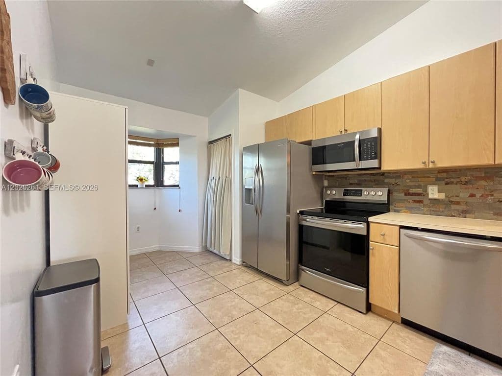2-bedroom Condo — 22731 SW 88th Pl Unit 303
