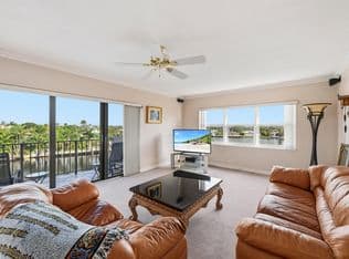 2-bedroom Condo — 1839 Middle River Drive #302, Fort Lauderdale, 33394