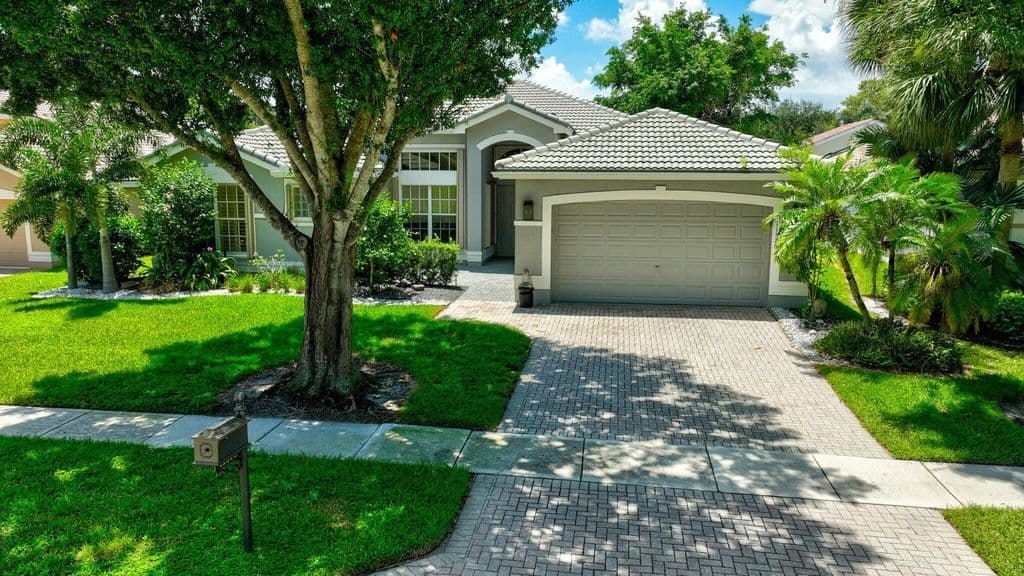 3-bedroom Single-Family Home — 11576 Puerto Boulevard