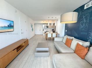 2+1 Condo — 2602 E Hallandale Beach Blvd #R1807, Hallandale, 33009