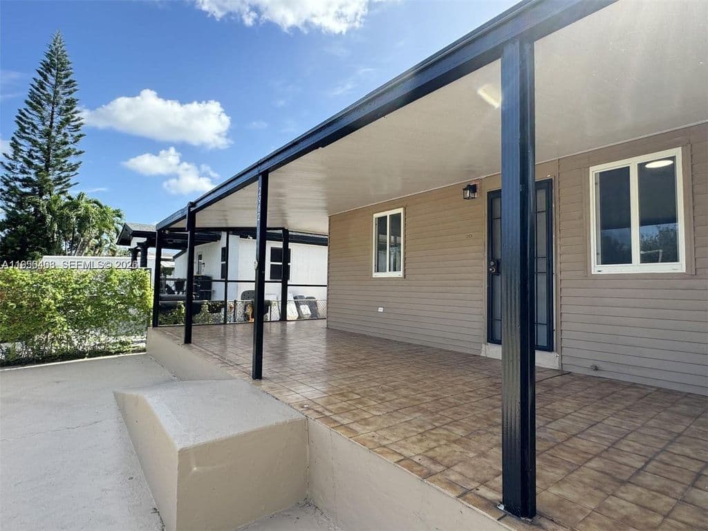 3-bedroom Single-Family Home — 2982 NW 95th St